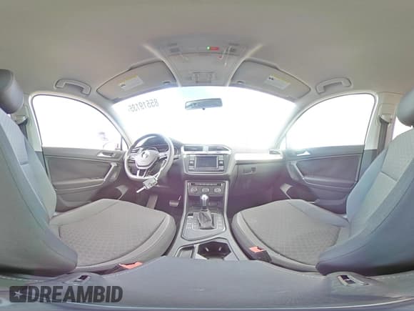 ✅ 2020 Volkswagen Tiguan S • VIN: 3VV1B7AX5LM053377 • Lot: 85519135. Listed on Copart with 39,685 mi. Free auction sales archive from the USA and detailed vehicle history report at DreamBid. Image 16.