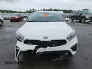 ✅ 2021 Kia Forte FE • VIN: 3KPF24AD0ME315245 • Lot: 59360425. Wystawiony na Copart z przebiegiem 115 414 mil. Bezpłatny archiwum sprzedaży aukcyjnych z USA i szczegółowy raport historii pojazdu na DreamBid. Zdjęcie 5.