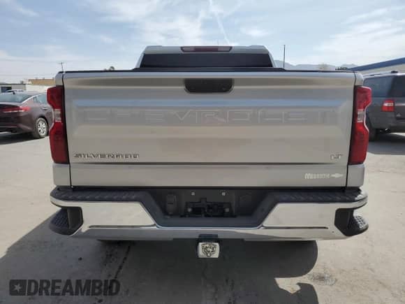 2021 Chevrolet Silverado 1500 LT z VIN 3GCPWCEK1MG339179, wystawiony jako Copart lot #50102525 z przebiegiem 63 954 mil mil oraz Szkoda całkowita • Salvage title. Historia ofert i sprzedaży dostępna na DreamBid. Obrazek 6.