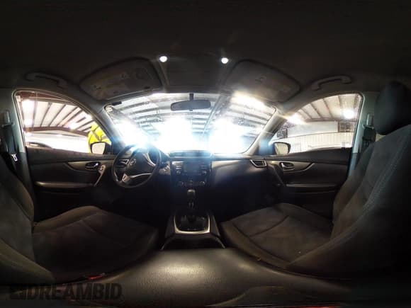 ✅ 2015 Nissan Rogue S • VIN: KNMAT2MVXFP530330 • Lot: 42881394. Wystawiony na IAAI z przebiegiem 88 020 mil. Bezpłatny archiwum sprzedaży aukcyjnych z USA i szczegółowy raport historii pojazdu na DreamBid. Zdjęcie 18.