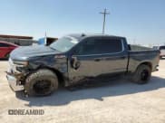 ✅ 2019 Chevrolet Silverado 1500 LTZ • VIN: 1GCUYGEDXKZ232229 • Lot: 66393784. Wystawiony na Copart z przebiegiem 128 658 mil. Bezpłatny archiwum sprzedaży aukcyjnych z USA i szczegółowy raport historii pojazdu na DreamBid. Zdjęcie 1.