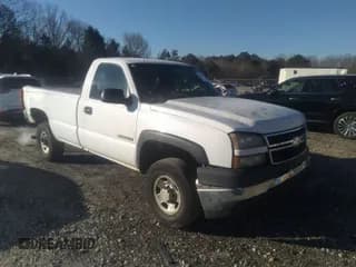 ✅ 2007 Chevrolet Silverado 2500HD Work Truck • VIN: 1GBHC24U57E109185 • Lot: 41641004. Wystawiony na IAAI z przebiegiem 431 260 mil. Bezpłatny archiwum sprzedaży aukcyjnych z USA i szczegółowy raport historii pojazdu na DreamBid. Zdjęcie 1.