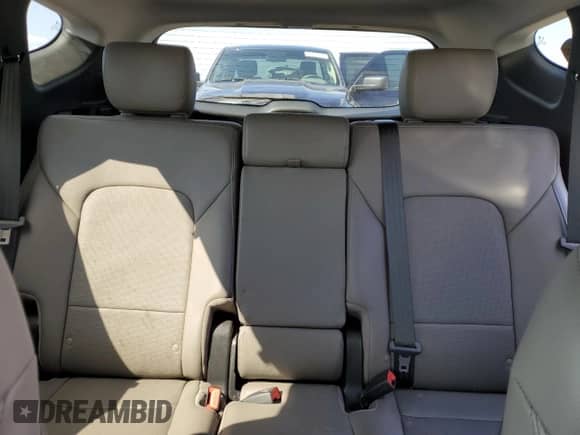 ✅ 2017 Hyundai Santa Fe Ultimate • VIN: 5XYZWDLA7HG482134 • Lot: 46307533. Wystawiony na Copart z przebiegiem 67 116 mil mil. Skorzystaj z bezpłatnego archiwum sprzedaży aukcyjnych z USA i zobacz szczegółowy raport historii pojazdu na DreamBid. Zdjęcie 10.