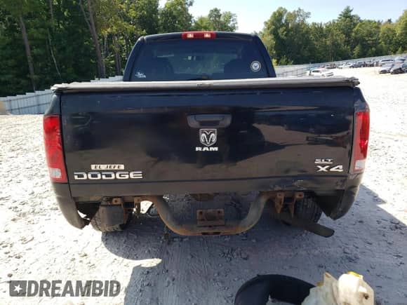 2005 Dodge 1500 SLT z VIN 1D7HU18N15S211321, wystawiony jako Copart lot #70991164 z przebiegiem Nie podano mil oraz Czysty tytuł • Clean title. Historia ofert i sprzedaży dostępna na DreamBid. Obrazek 6.