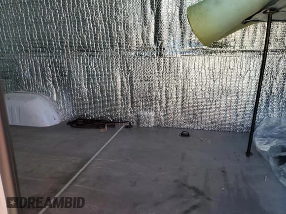 ✅ 2019 Mercedes-Benz Sprinter • VIN: WD3PF1CD2KP139648 • Lot: 71489624. Wystawiony na Copart z przebiegiem 821 mil. Bezpłatny archiwum sprzedaży aukcyjnych z USA i szczegółowy raport historii pojazdu na DreamBid. Zdjęcie 11.