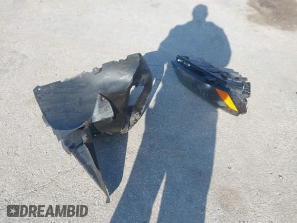 ✅ 2012 Volkswagen Passat S • VIN: 1VWAP7A39CC023813 • Lot: 42007470. Wystawiony na IAAI z przebiegiem 165 737 mil. Bezpłatny archiwum sprzedaży aukcyjnych z USA i szczegółowy raport historii pojazdu na DreamBid. Zdjęcie 12.