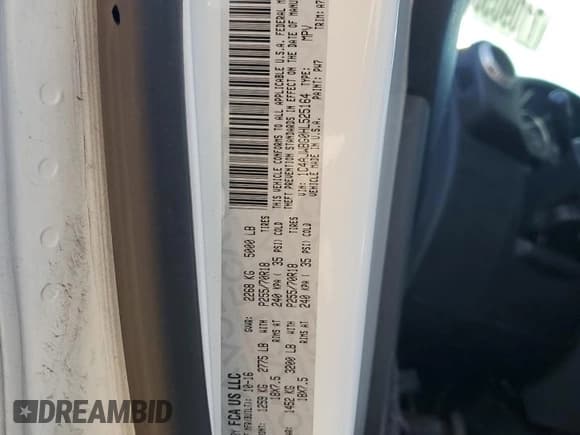 ✅ 2017 Jeep Wrangler Sahara • VIN: 1C4AJWBG0HL525164 • Lot: 71090505. Wystawiony na Copart z przebiegiem 64 239 mil. Bezpłatny archiwum sprzedaży aukcyjnych z USA i szczegółowy raport historii pojazdu na DreamBid. Zdjęcie 12.