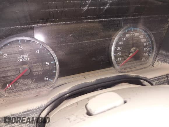 2020 Chevrolet Tahoe Premier z VIN 1GNSKCKJ4LR300528, wystawiony jako IAAI lot #40523016 z przebiegiem Nie podano mil oraz . Historia ofert i sprzedaży dostępna na DreamBid. Obrazek 7.