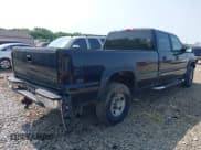 ✅ 2005 Chevrolet Silverado 2500HD LS • VIN: 1GCHK232X5F966561 • Lot: 42402828. Wystawiony na IAAI z przebiegiem 207 618 mil. Bezpłatny archiwum sprzedaży aukcyjnych z USA i szczegółowy raport historii pojazdu na DreamBid. Zdjęcie 4.