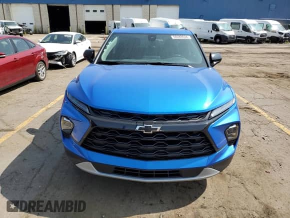 2024 Chevrolet Blazer LT with VIN 3GNKBCR40RS253231, listed as a Copart auction lot 68289534 with 2,069 mi miles and Clean title. Bid and sale history available at DreamBid. Image 5.