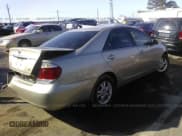 ✅ 2006 Toyota Camry LE • VIN: 4T1BF32K96U119508 • Lot: 40881994. Wystawiony na IAAI z przebiegiem 201 704 mil. Bezpłatny archiwum sprzedaży aukcyjnych z USA i szczegółowy raport historii pojazdu na DreamBid. Zdjęcie 4.