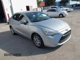 ✅ 2018 Toyota Yaris • VIN: 3MYDLBYV6JY310490 • Лот: 43518229. Опубликован ранее на IAAI с пробегом Не указан. Бесплатный доступ к архиву аукционных продаж из США и подробный отчёт об истории автомобиля на DreamBid. Изображение 1.