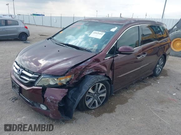 ✅ 2015 Honda Odyssey Touring Elite • VIN: 5FNRL5H90FB007684 • Lot: 43521492. Wystawiony na IAAI z przebiegiem 95 730 mil. Bezpłatny archiwum sprzedaży aukcyjnych z USA i szczegółowy raport historii pojazdu na DreamBid. Zdjęcie 6.