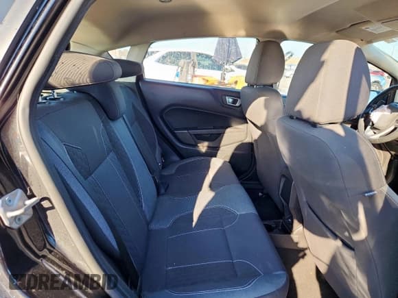 ✅ 2014 Ford Fiesta SE • VIN: 3FADP4EJ8EM160014 • Lot: 85141555. Wystawiony na Copart z przebiegiem 89 904 mil. Bezpłatny archiwum sprzedaży aukcyjnych z USA i szczegółowy raport historii pojazdu na DreamBid. Zdjęcie 10.