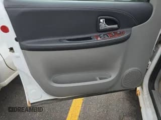 ✅ 2008 Chevrolet Uplander LS • VIN: 1GNDU23108D156296 • Лот: 43874582. Опубликован ранее на IAAI с пробегом 271 684 миль. Бесплатный доступ к архиву аукционных продаж из США и подробный отчёт об истории автомобиля на DreamBid. Изображение 4.