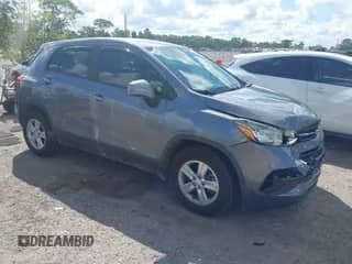 2020 Chevrolet Trax LS с VIN 3GNCJKSB8LL145936, выставлен на аукционе IAAI как лот 43311403 с пробегом 92 852 миль миль и . История ставок и продаж доступна на DreamBid. Изображение 1.