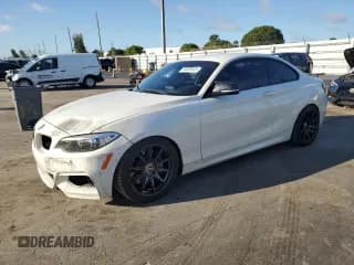 ✅ 2014 BMW 2 Series 228i • VIN: WBA1F5C53EV255885 • Lot: 84605465. Wystawiony na Copart z przebiegiem 135 245 mil. Bezpłatny archiwum sprzedaży aukcyjnych z USA i szczegółowy raport historii pojazdu na DreamBid. Zdjęcie 1.