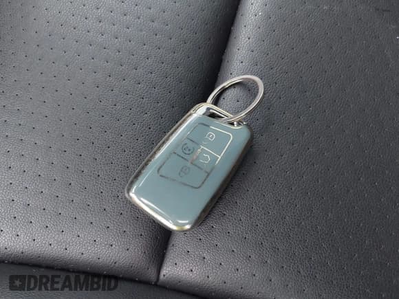 ✅ 2022 Volkswagen Atlas SE • VIN: 1V2JE2CA4NC201054 • Lot: 41920943. Wystawiony na IAAI z przebiegiem 68 407 mil. Bezpłatny archiwum sprzedaży aukcyjnych z USA i szczegółowy raport historii pojazdu na DreamBid. Zdjęcie 11.