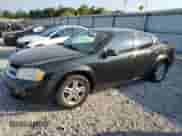 2011 Dodge Avenger Express z VIN 1B3BD4FB6BN509627, wystawiony jako Copart lot #69061704 z przebiegiem 160 005 mil mil oraz Czysty tytuł • Clean title. Historia ofert i sprzedaży dostępna na DreamBid. Obrazek 1.