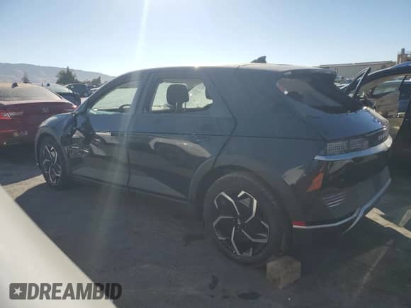 2024 Hyundai Ioniq 5 SE Standard Range z VIN KM8KM4DB1RU269805, wystawiony jako Copart lot #71252504 z przebiegiem Nie podano mil oraz Szkoda całkowita • Salvage title. Historia ofert i sprzedaży dostępna na DreamBid. Obrazek 2.