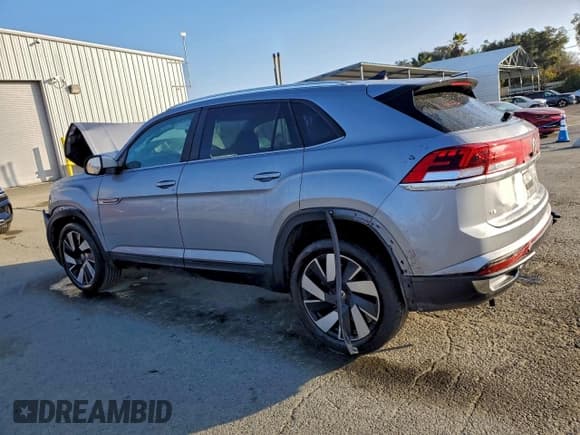 ✅ 2024 Volkswagen Atlas SE • VIN: 1V2HE2CA2RC231769 • Lot: 96162585. Wystawiony na Copart z przebiegiem 38 618 mil. Bezpłatny archiwum sprzedaży aukcyjnych z USA i szczegółowy raport historii pojazdu na DreamBid. Zdjęcie 2.