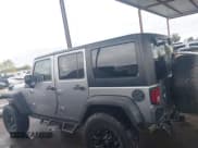 ✅ 2018 Jeep Wrangler Unlimited Rubicon Recon • VIN: 1C4BJWFG1JL851768 • Lot: 41882130. Wystawiony na IAAI z przebiegiem 42 714 mil. Bezpłatny archiwum sprzedaży aukcyjnych z USA i szczegółowy raport historii pojazdu na DreamBid. Zdjęcie 15.