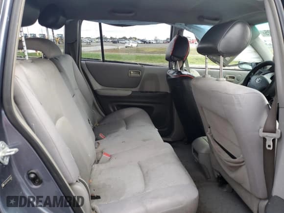 ✅ 2006 Toyota Highlander • VIN: JTEGP21A960106092 • Lot: 92682825. Listed on Copart with Not provided. Free auction sales archive from the USA and detailed vehicle history report at DreamBid. Image 11.