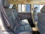 ✅ 2008 Jeep Commander Limited • VIN: 1J8HG58N68C239583 • Лот: 91465295. Опубликован ранее на Copart с пробегом 214 510 миль. Бесплатный доступ к архиву аукционных продаж из США и подробный отчёт об истории автомобиля на DreamBid. Изображение 11.