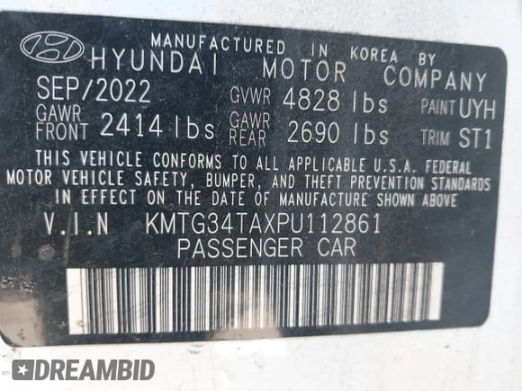 ✅ 2023 Genesis G70 2.0T • VIN: KMTG34TAXPU112861 • Lot: 41320749. Listed on IAAI with 33,824 mi. Free auction sales archive from the USA and detailed vehicle history report at DreamBid. Image 9.