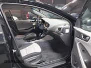 ✅ 2019 Hyundai Ioniq SEL • VIN: KMHC75LC8KU128943 • Lot: 41379808. Wystawiony na IAAI z przebiegiem 78 722 mil. Bezpłatny archiwum sprzedaży aukcyjnych z USA i szczegółowy raport historii pojazdu na DreamBid. Zdjęcie 5.