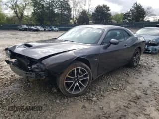 ✅ 2023 Dodge Challenger R/T • VIN: 2C3CDZBT4PH695865 • Lot: 50253224. Wystawiony na Copart z przebiegiem 1 401 mil. Bezpłatny archiwum sprzedaży aukcyjnych z USA i szczegółowy raport historii pojazdu na DreamBid. Zdjęcie 1.