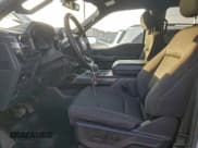 ✅ 2023 Ford F-150 Limited • VIN: 1FTFW1ED8PFD06820 • Лот: 94985455. Опубликован ранее на Copart с пробегом 104 441 миль. Бесплатный доступ к архиву аукционных продаж из США и подробный отчёт об истории автомобиля на DreamBid. Изображение 7.