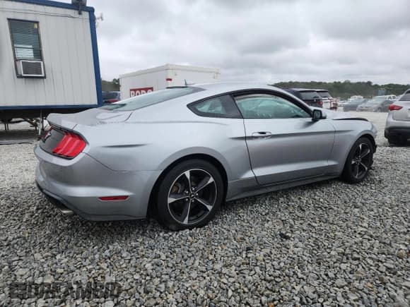 ✅ 2020 Ford Mustang EcoBoost • VIN: 1FA6P8TH1L5189700 • Lot: 85580965. Listed on Copart with 55,846 mi. Free auction sales archive from the USA and detailed vehicle history report at DreamBid. Image 3.