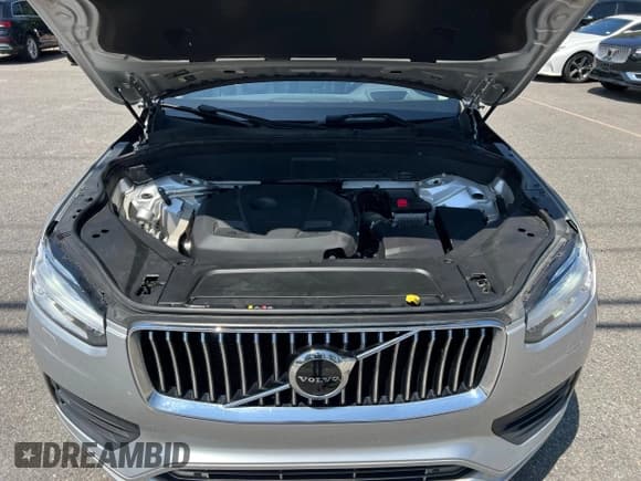 ✅ 2021 Volvo XC90 Momentum • VIN: YV4102CK7M1688329 • Лот: 61495905. Опубликован ранее на Copart с пробегом 97 604 миль. Бесплатный доступ к архиву аукционных продаж из США и подробный отчёт об истории автомобиля на DreamBid. Изображение 8.