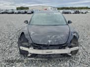 ✅ 2022 Tesla Model 3 • VIN: 5YJ3E1EA4NF371743 • Lot: 94500555. Wystawiony na Copart z przebiegiem 45 532 mil. Bezpłatny archiwum sprzedaży aukcyjnych z USA i szczegółowy raport historii pojazdu na DreamBid. Zdjęcie 5.
