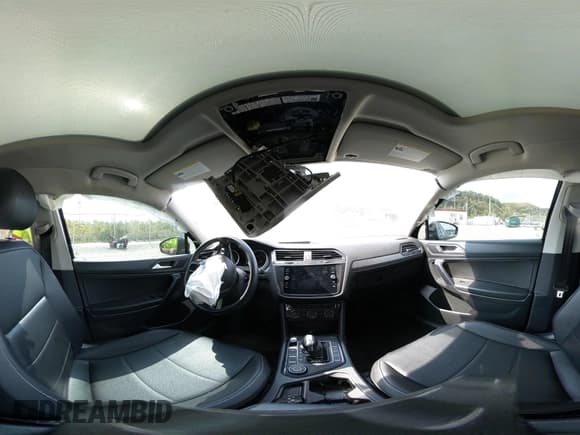 ✅ 2021 Volkswagen Tiguan SE • VIN: 3VV2B7AX6MM031264 • Лот: 43224608. Опубликован ранее на IAAI с пробегом 61 896 миль. Бесплатный доступ к архиву аукционных продаж из США и подробный отчёт об истории автомобиля на DreamBid. Изображение 19.