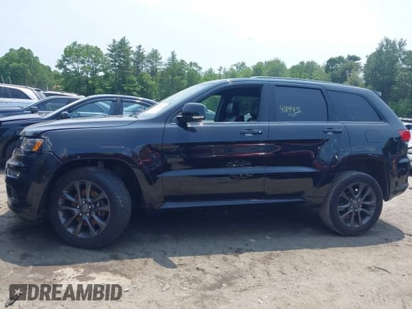 ✅ 2018 Jeep Grand Cherokee High Altitude • VIN: 1C4RJFCT5JC399050 • Лот: 42445613. Опубликован ранее на IAAI с пробегом 77 348 миль. Бесплатный доступ к архиву аукционных продаж из США и подробный отчёт об истории автомобиля на DreamBid. Изображение 14.
