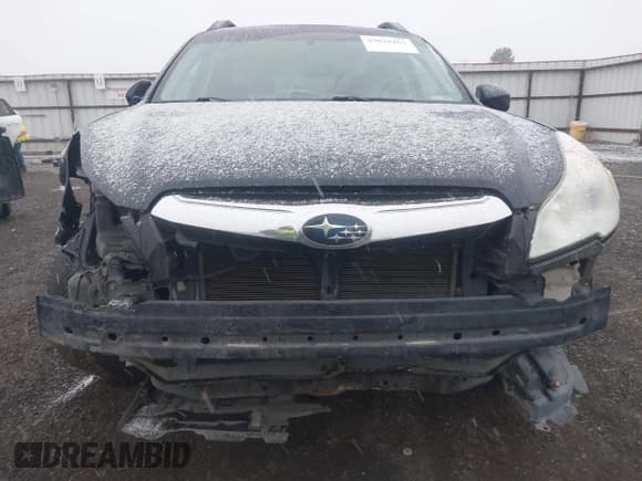 ✅ 2012 Subaru Outback Prem • VIN: 4S4BRBCC5C3302818 • Lot: 43816261. Listed on IAAI with 171,551 mi. Free auction sales archive from the USA and detailed vehicle history report at DreamBid. Image 6.