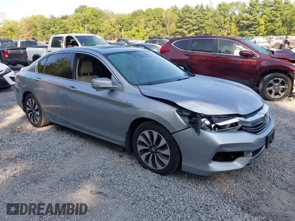 ✅ 2017 Honda Accord EX-L • VIN: JHMCR6F51HC013177 • Лот: 42969828. Опубликован ранее на IAAI с пробегом 106 939 миль. Бесплатный доступ к архиву аукционных продаж из США и подробный отчёт об истории автомобиля на DreamBid. Изображение 1.