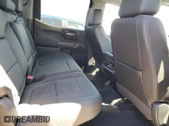 ✅ 2019 Chevrolet Silverado 1500 LTZ • VIN: 1GCPWEED9KZ159863 • Lot: 77339084. Wystawiony na Copart z przebiegiem 7 108 mil. Bezpłatny archiwum sprzedaży aukcyjnych z USA i szczegółowy raport historii pojazdu na DreamBid. Zdjęcie 10.