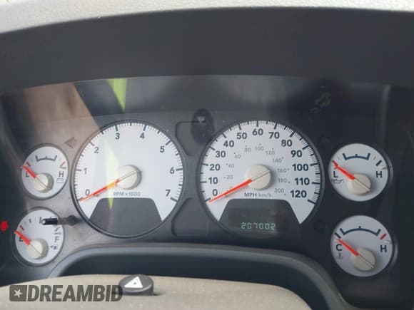 ✅ 2006 Dodge 1500 SLT • VIN: 3D7KS19DX6G211134 • Lot: 42829222. Wystawiony na IAAI z przebiegiem 207 002 mil. Bezpłatny archiwum sprzedaży aukcyjnych z USA i szczegółowy raport historii pojazdu na DreamBid. Zdjęcie 7.