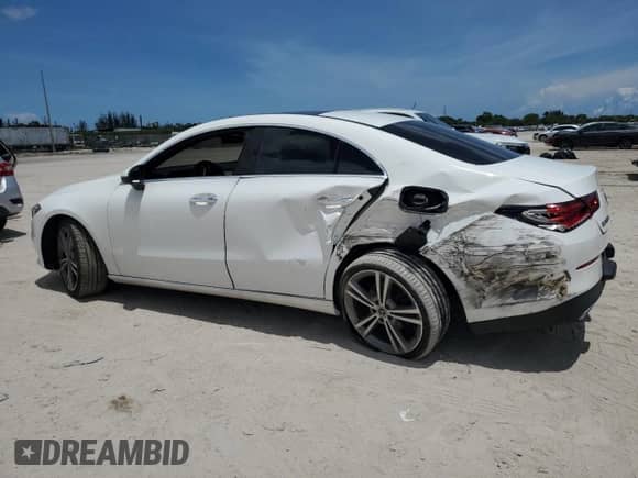 2021 Mercedes-Benz CLA 250 z VIN W1K5J4GB2MN189993, wystawiony jako Copart lot #68920145 z przebiegiem 52 840 mil mil oraz Szkoda całkowita • Salvage title. Historia ofert i sprzedaży dostępna na DreamBid. Obrazek 2.