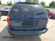 ✅ 2001 Chrysler Voyager • VIN: 1C4GJ25B61B121297 • Lot: 61754425. Wystawiony na Copart z przebiegiem Nie podano. Bezpłatny archiwum sprzedaży aukcyjnych z USA i szczegółowy raport historii pojazdu na DreamBid. Zdjęcie 6.