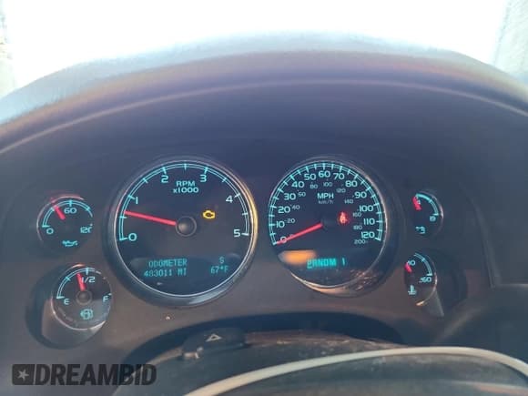 ✅ 2012 GMC Sierra 3500HD Denali • VIN: 1GT426C81CF103770 • Лот: 86082825. Опубликован ранее на Copart с пробегом 483 011 миль. Бесплатный доступ к архиву аукционных продаж из США и подробный отчёт об истории автомобиля на DreamBid. Изображение 9.