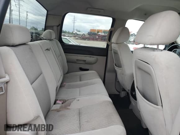 ✅ 2007 Chevrolet Silverado 1500 1LT • VIN: 2GCEK13M171647459 • Lot: 69642915. Listed on Copart with 239,737 mi. Free auction sales archive from the USA and detailed vehicle history report at DreamBid. Image 10.