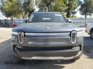 ✅ 2025 Rivian R1S Adventure • VIN: 7PDSGBBA0SN074104 • Lot: 67117375. Wystawiony na Copart z przebiegiem 166 mil. Bezpłatny archiwum sprzedaży aukcyjnych z USA i szczegółowy raport historii pojazdu na DreamBid. Zdjęcie 5.