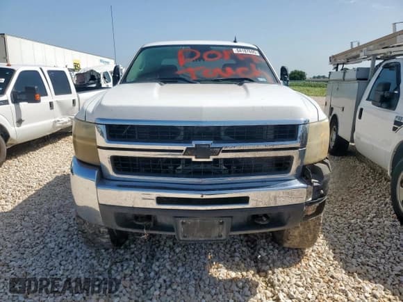 ✅ 2010 Chevrolet Silverado 2500HD LT • VIN: 1GC4KXB62AF119964 • Lot: 64187695. Wystawiony na Copart z przebiegiem 159 844 mil. Bezpłatny archiwum sprzedaży aukcyjnych z USA i szczegółowy raport historii pojazdu na DreamBid. Zdjęcie 5.