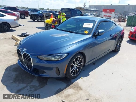 ✅ 2021 BMW 4 Series 430i • VIN: WBA53AP03MCF35322 • Lot: 43355872. Wystawiony na IAAI z przebiegiem 68 721 mil. Bezpłatny archiwum sprzedaży aukcyjnych z USA i szczegółowy raport historii pojazdu na DreamBid. Zdjęcie 19.