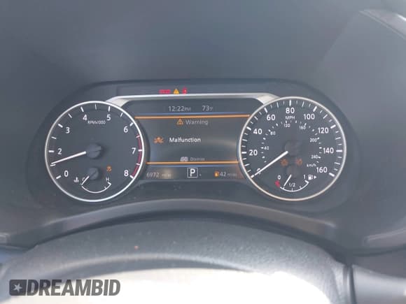 ✅ 2025 Nissan Sentra SR • VIN: 3N1AB8DV1SY252807 • Lot: 43645326. Listed on IAAI with 6,972 mi. Free auction sales archive from the USA and detailed vehicle history report at DreamBid. Image 7.