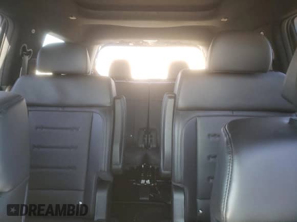 ✅ 2024 Hyundai Santa Fe Calligraphy • VIN: 5NMP5DGL9RH055230 • Лот: 45144515. Размещён на Copart с пробегом 11 681 миль миль. Получите бесплатный доступ к архиву аукционных продаж из США и посмотрите подробный отчёт об истории автомобиля на DreamBid. Изображение 10.